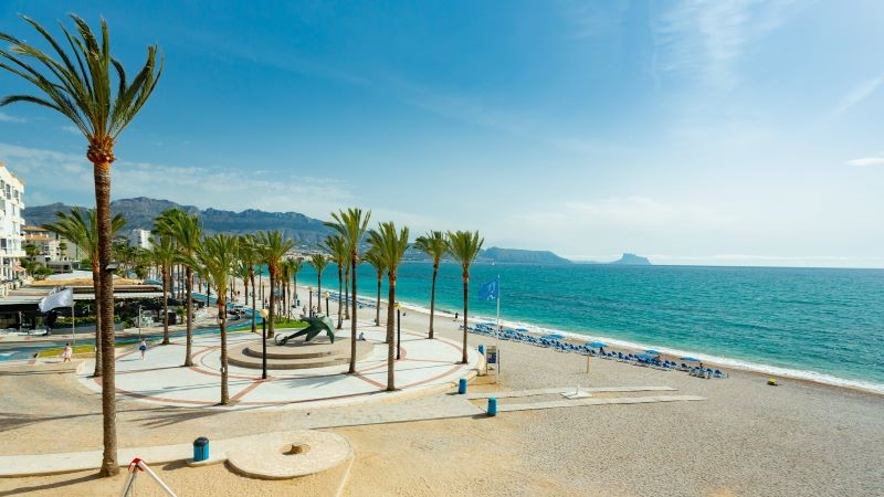 To uger med sol, hav og spansk stemning i L'Albir